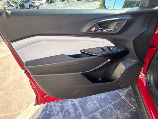 2026 Chevrolet Trax LT - Photo 10