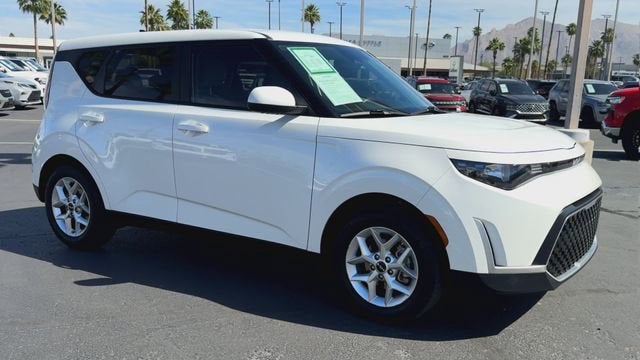 2024 Kia Soul LX