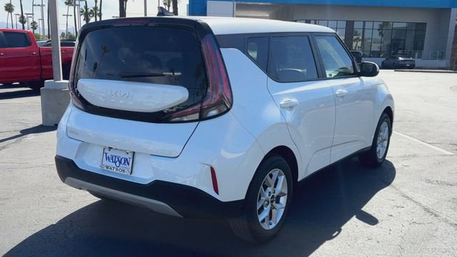 2024 Kia Soul LX