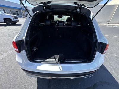 2019 Mercedes-Benz GLC 300 GLC 300