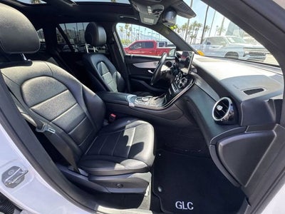 2019 Mercedes-Benz GLC 300 GLC 300