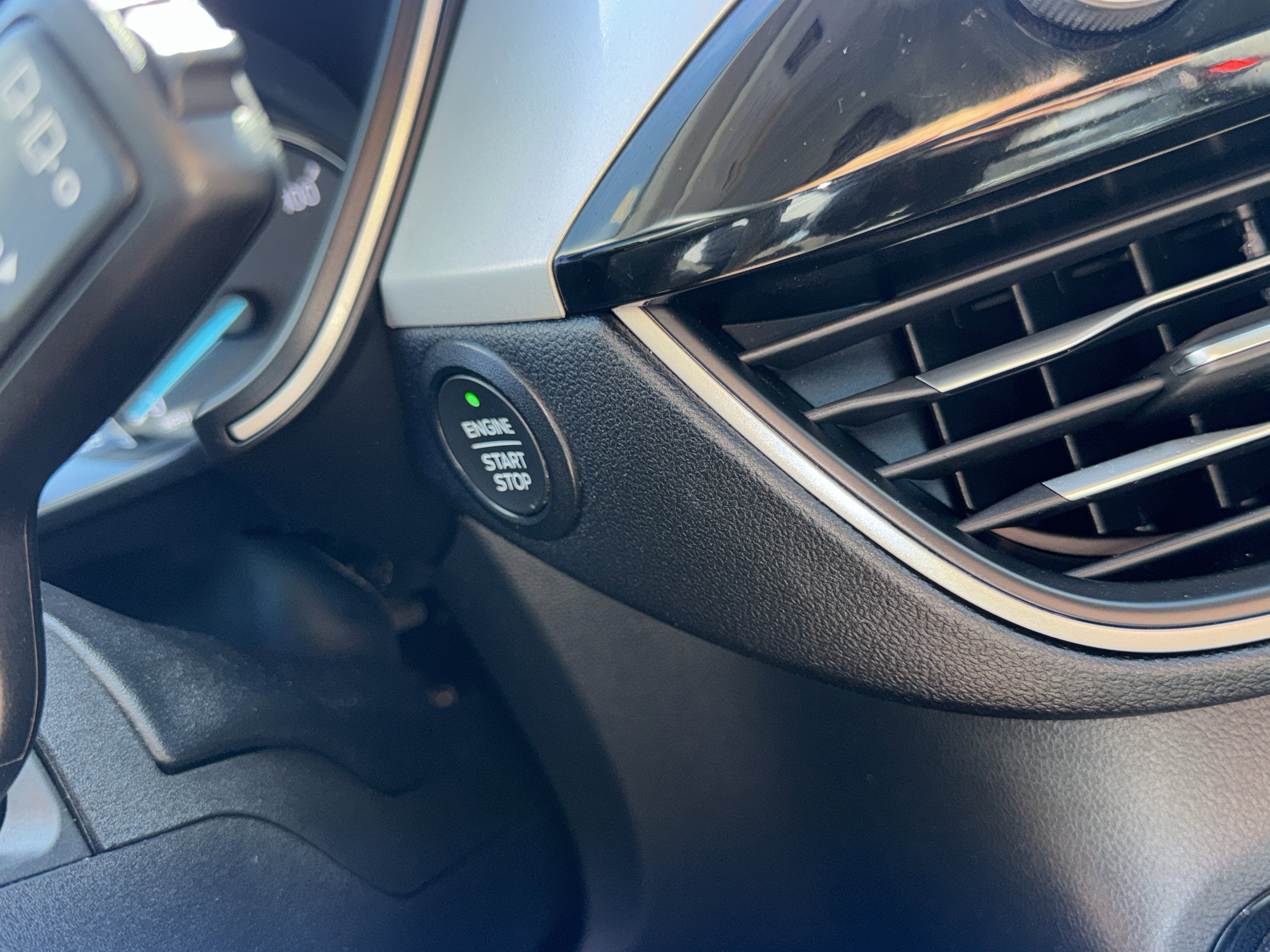 2021 Ford Escape SE Hybrid