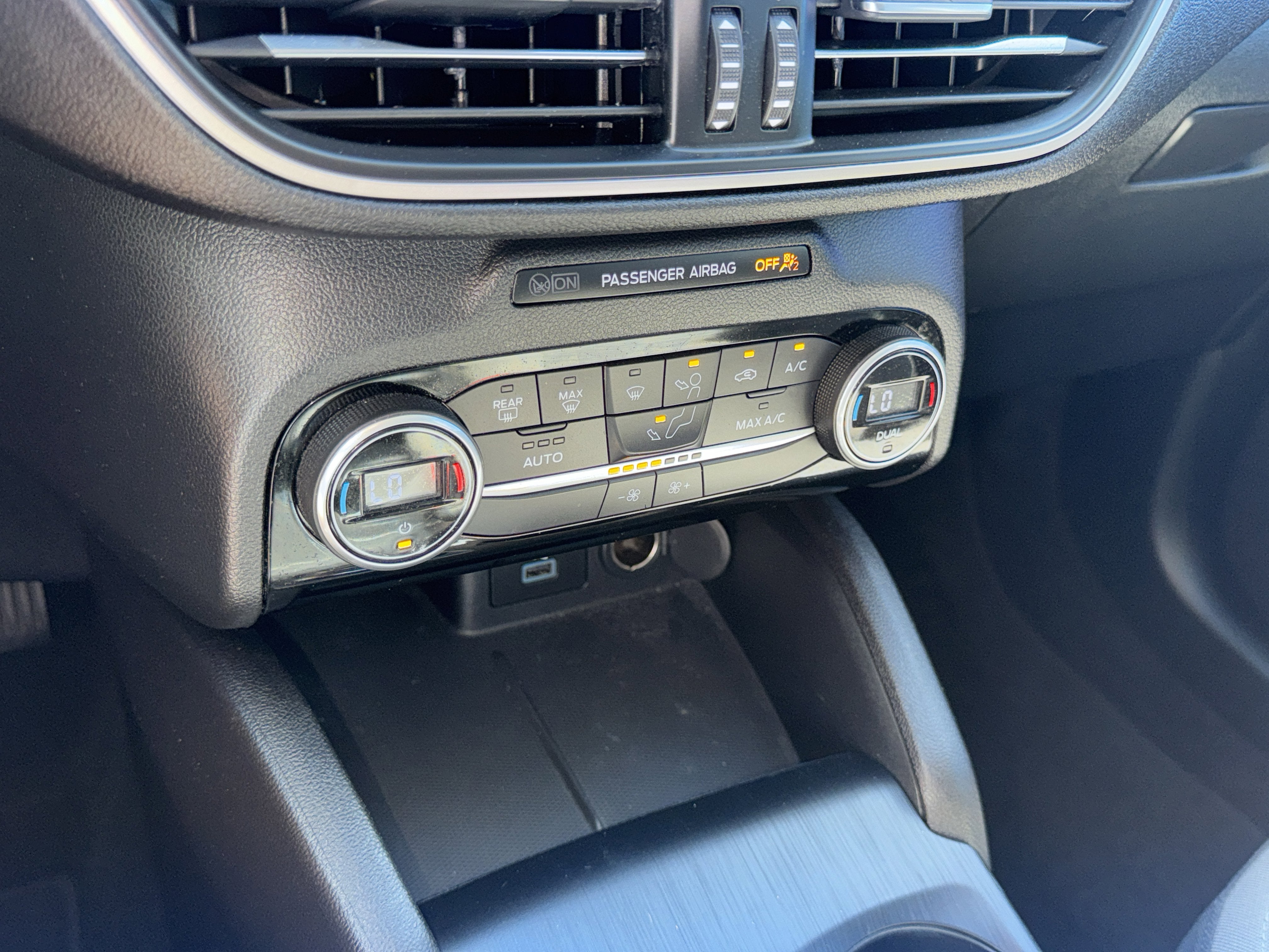 2021 Ford Escape SE Hybrid