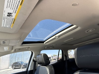 2022 GMC Acadia Denali