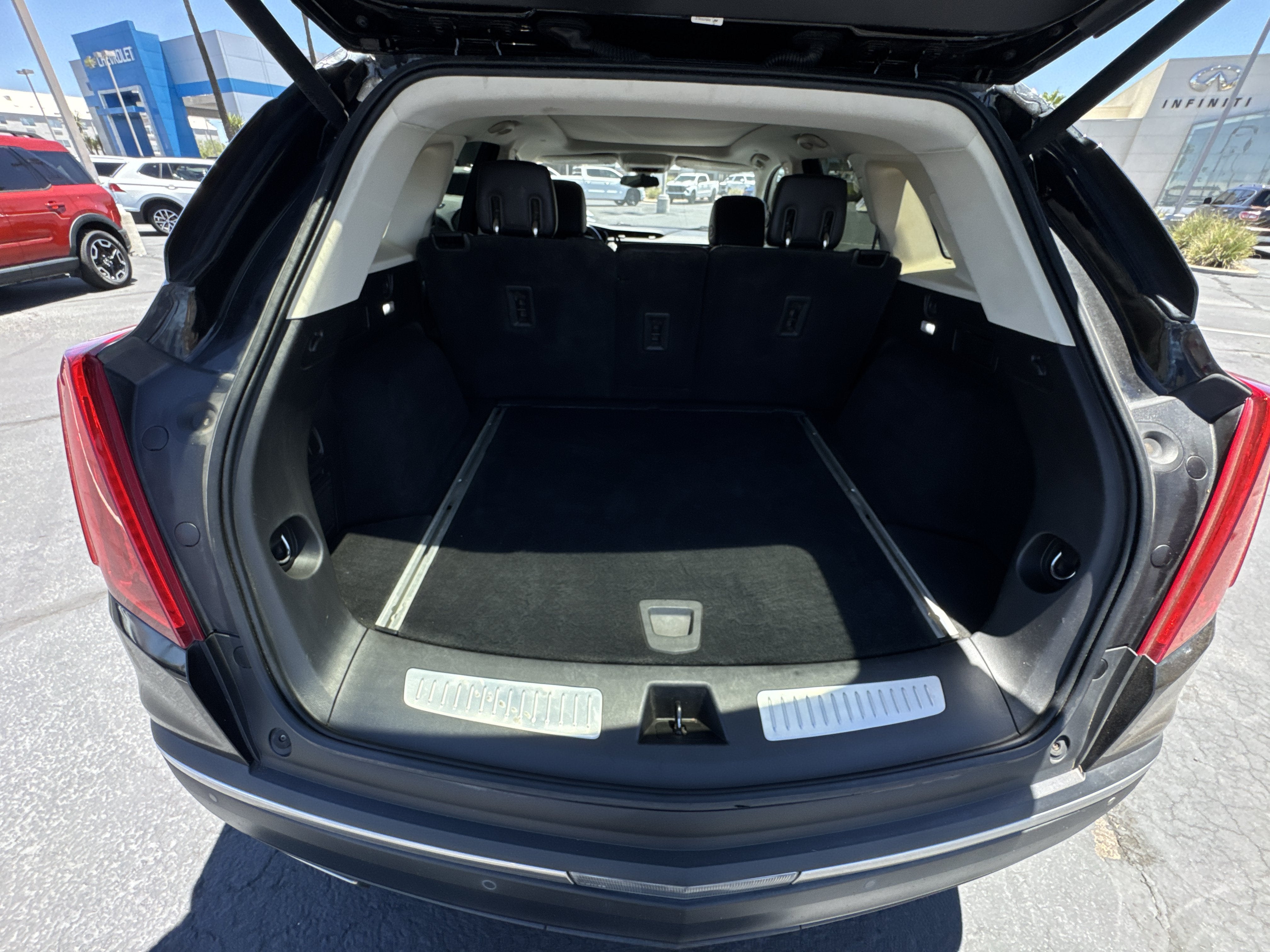 2017 Cadillac XT5 Luxury FWD