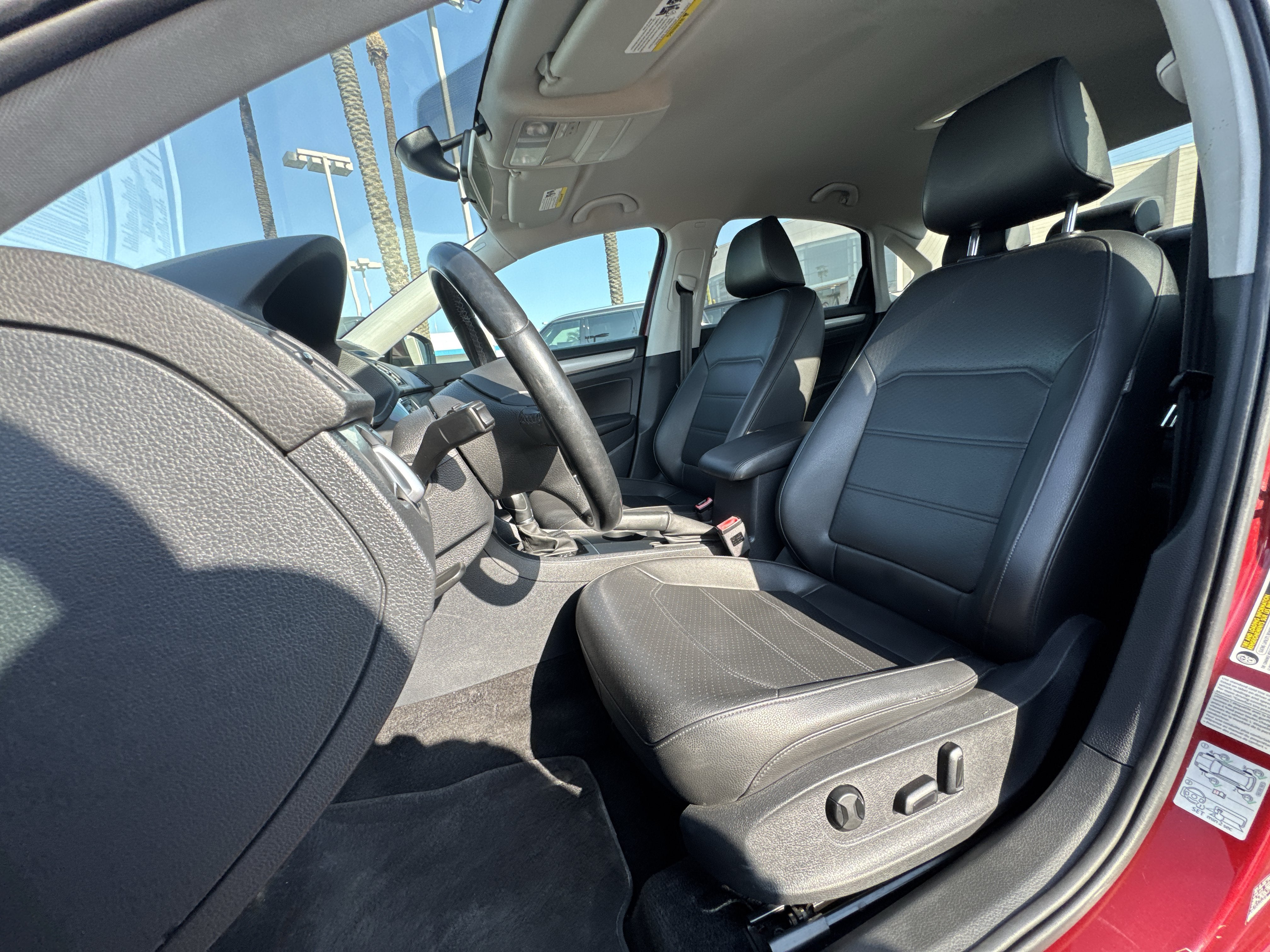 2015 Volkswagen Passat 1.8T Limited Edition
