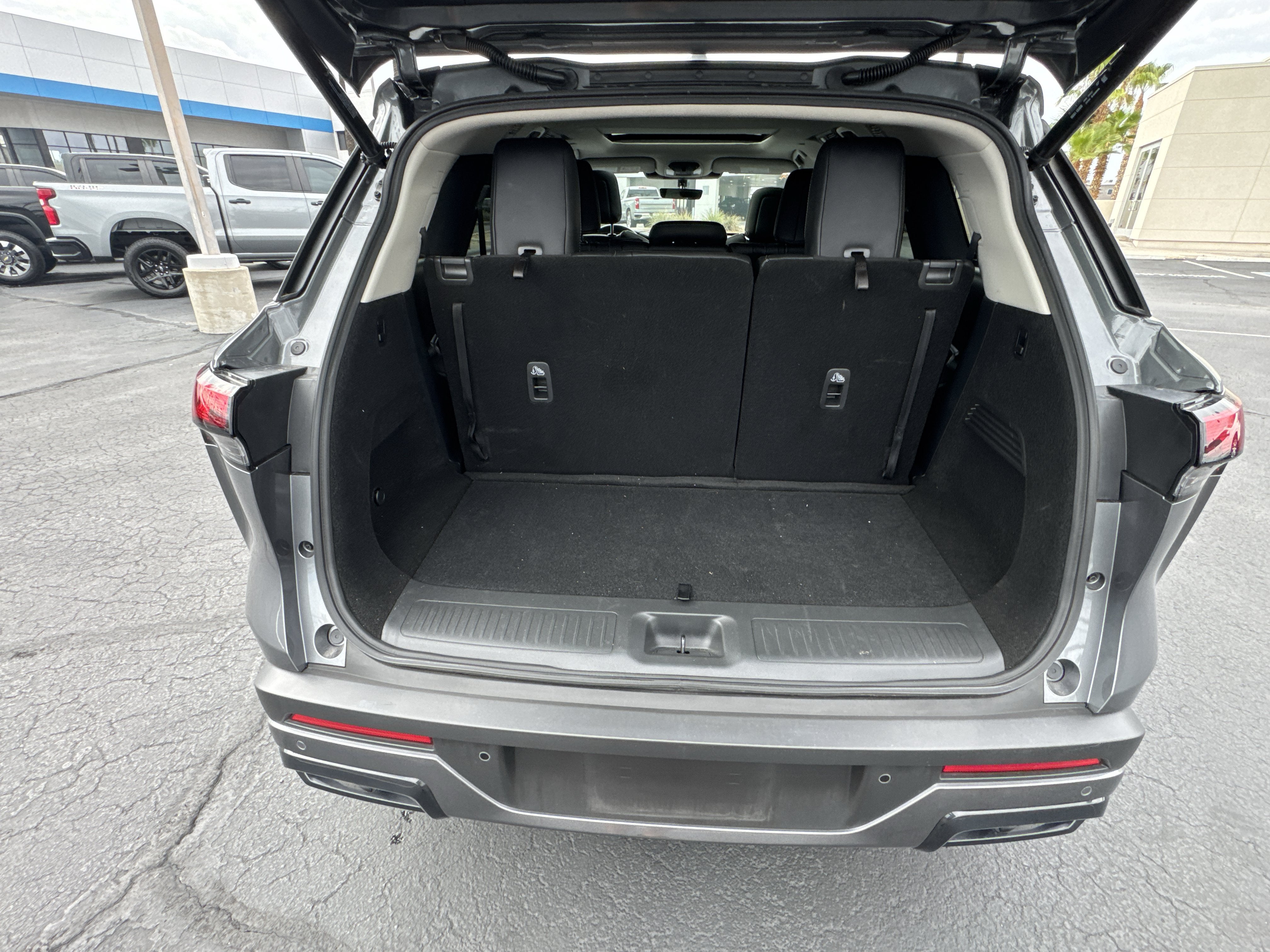 2025 INFINITI QX60 PURE
