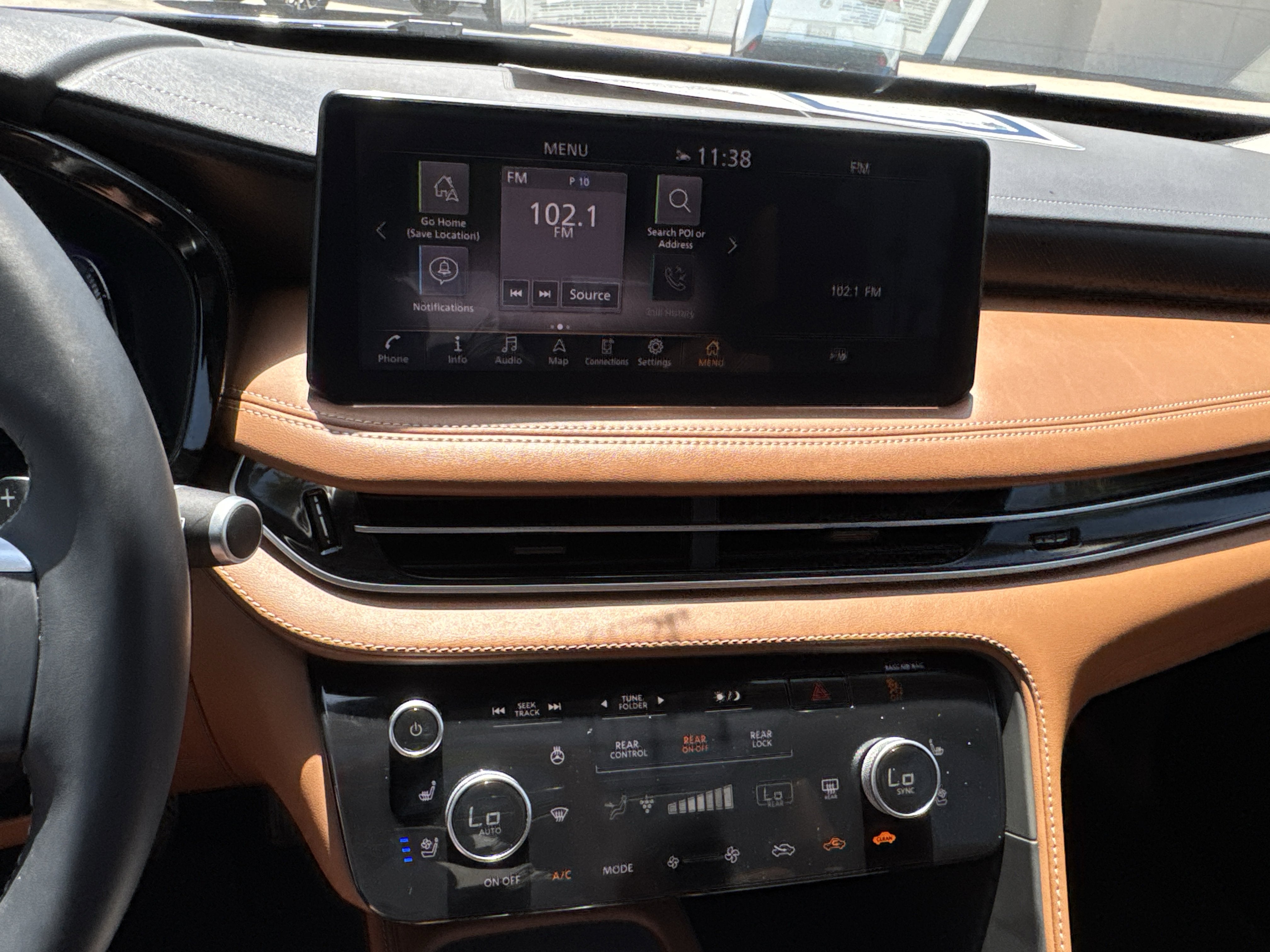 2025 INFINITI QX60 SENSORY