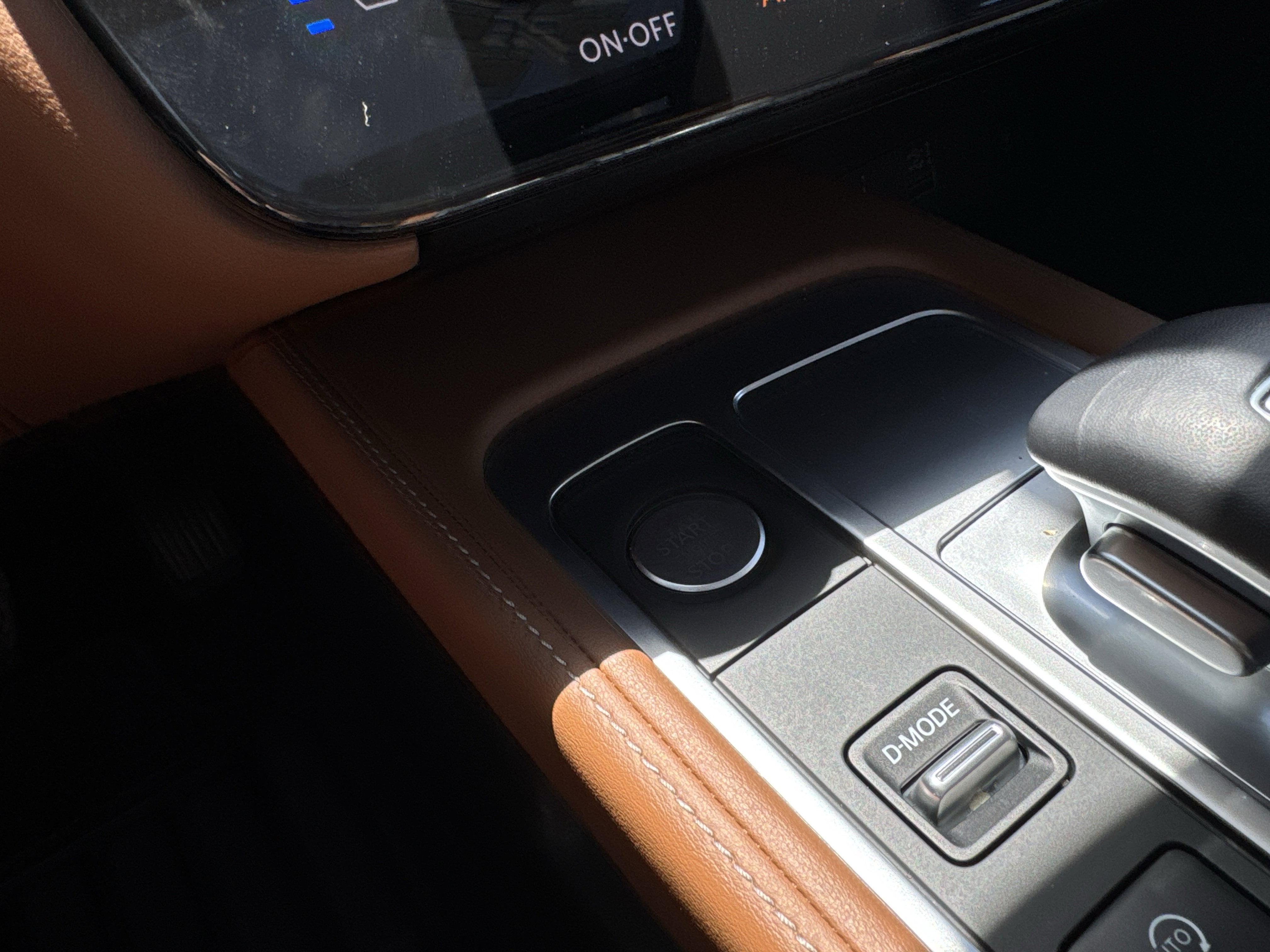 2025 INFINITI QX60 SENSORY