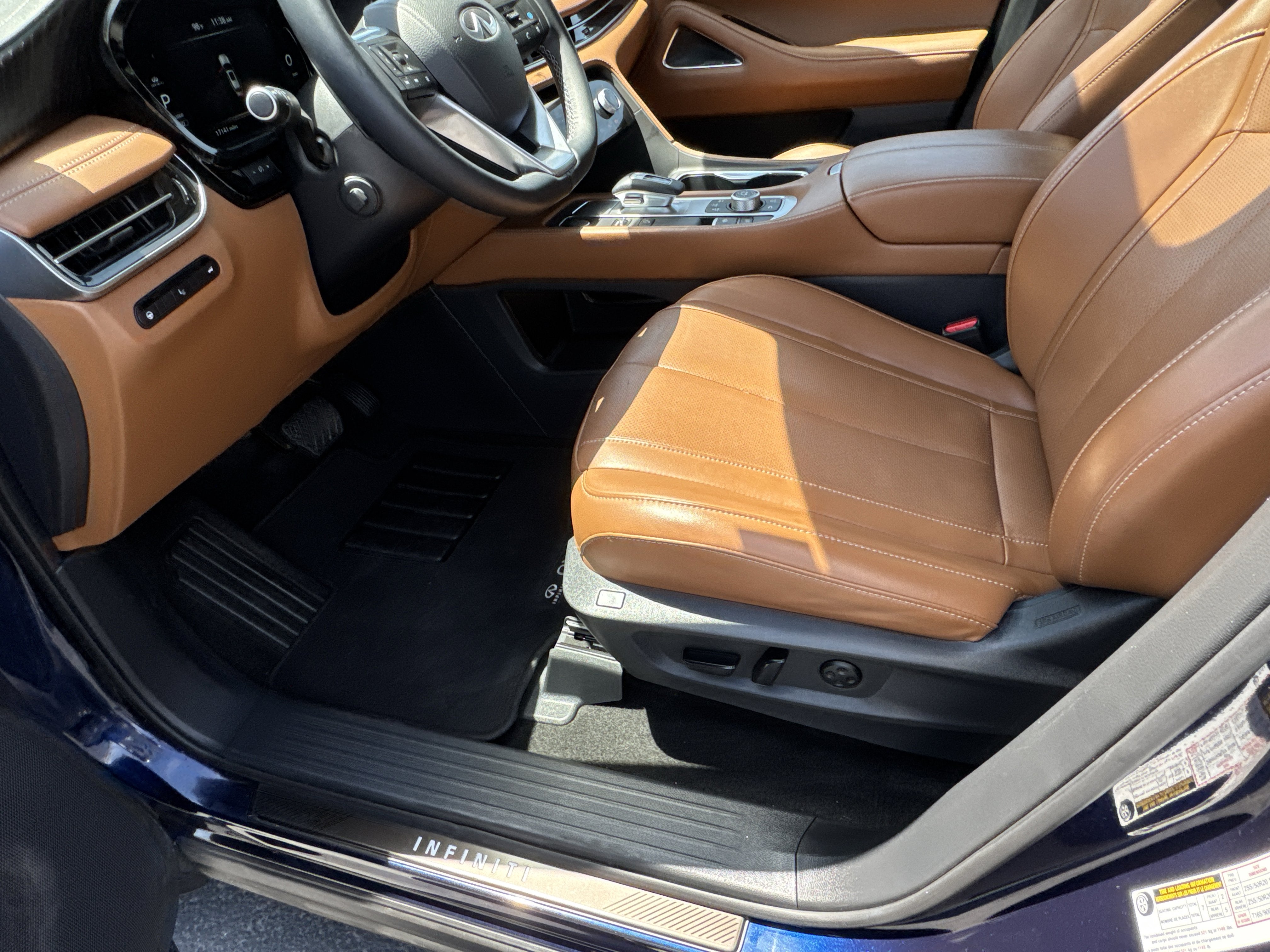2025 INFINITI QX60 SENSORY