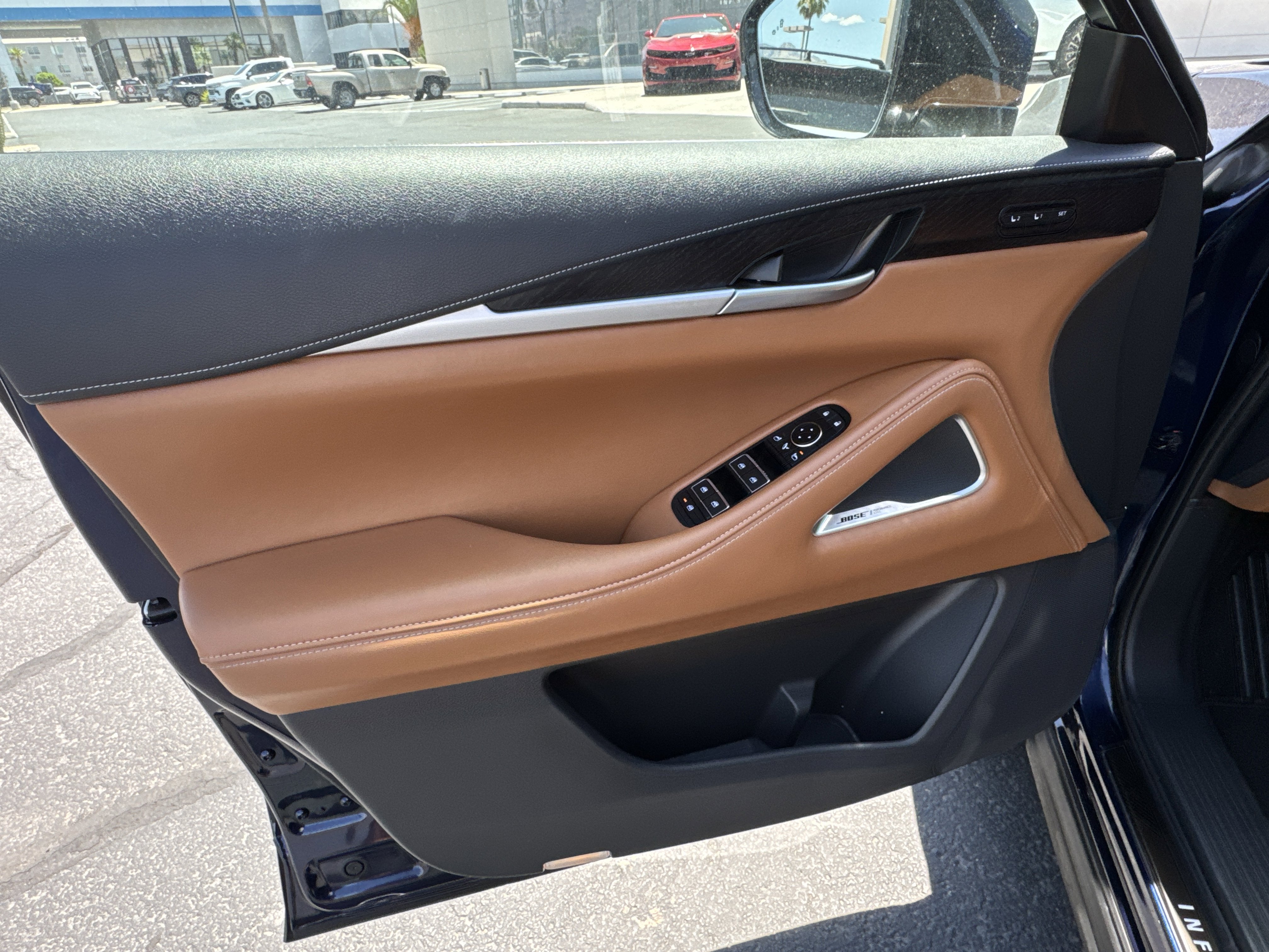 2025 INFINITI QX60 SENSORY