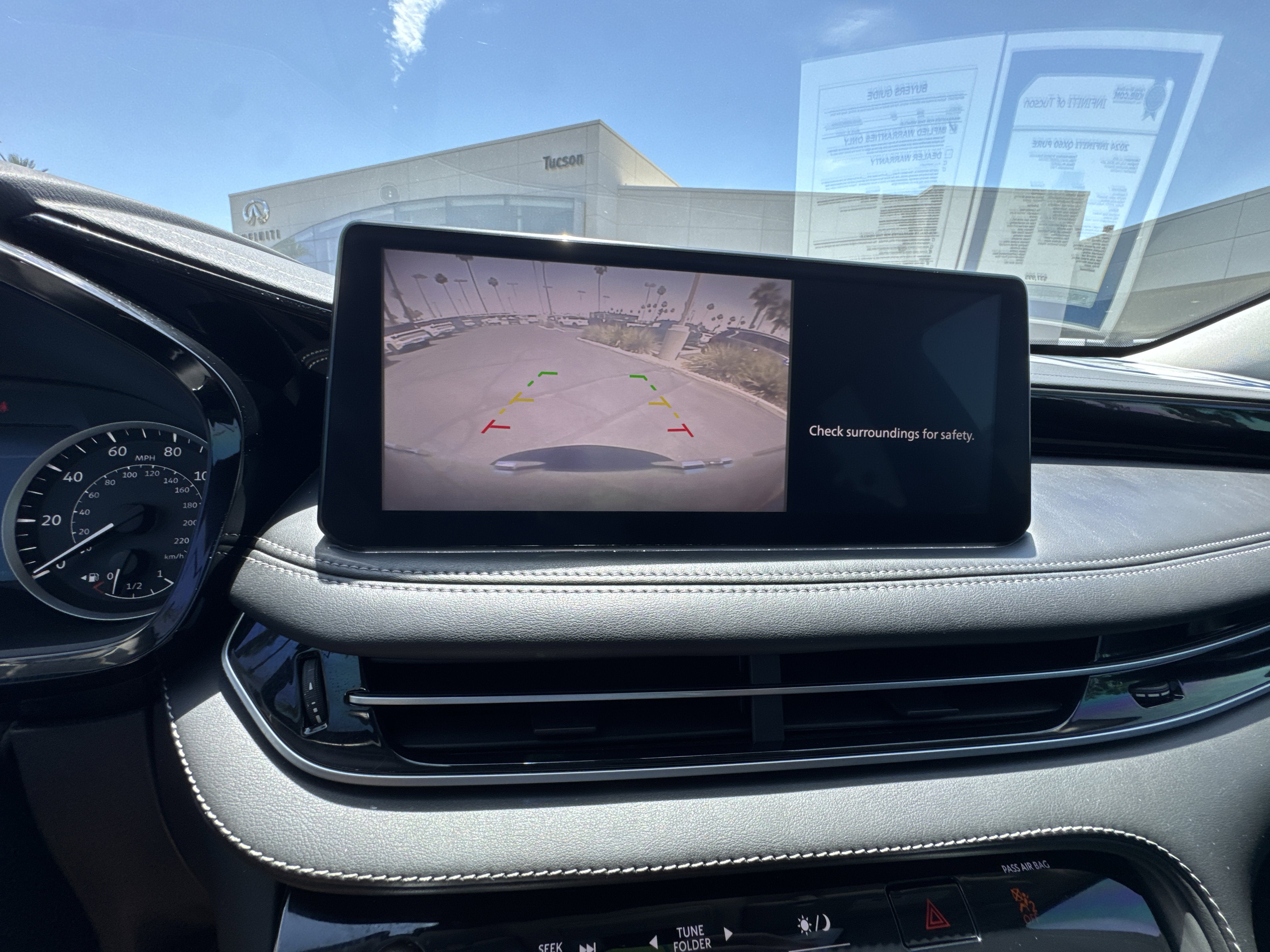 2024 INFINITI QX60 PURE