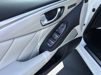 2023 INFINITI Q50 LUXE