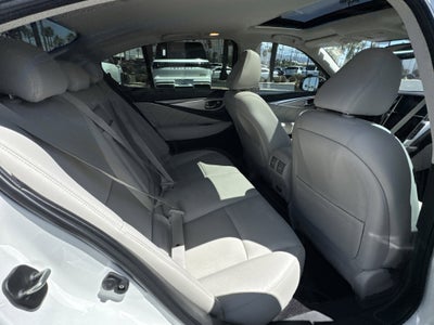2023 INFINITI Q50 LUXE
