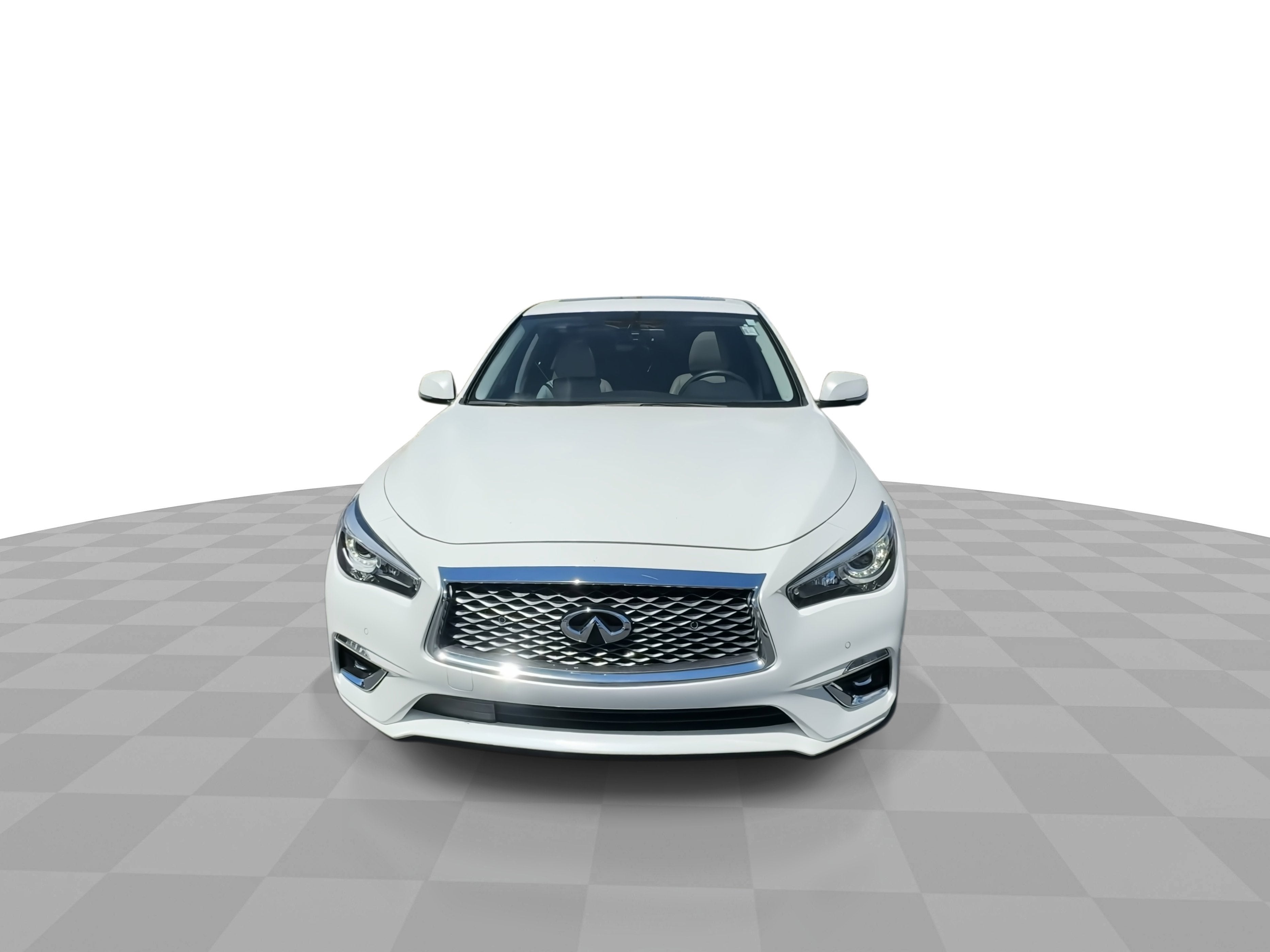 2023 INFINITI Q50 LUXE