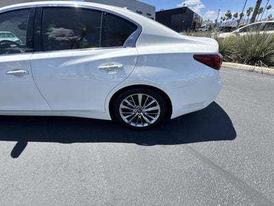2023 INFINITI Q50 LUXE