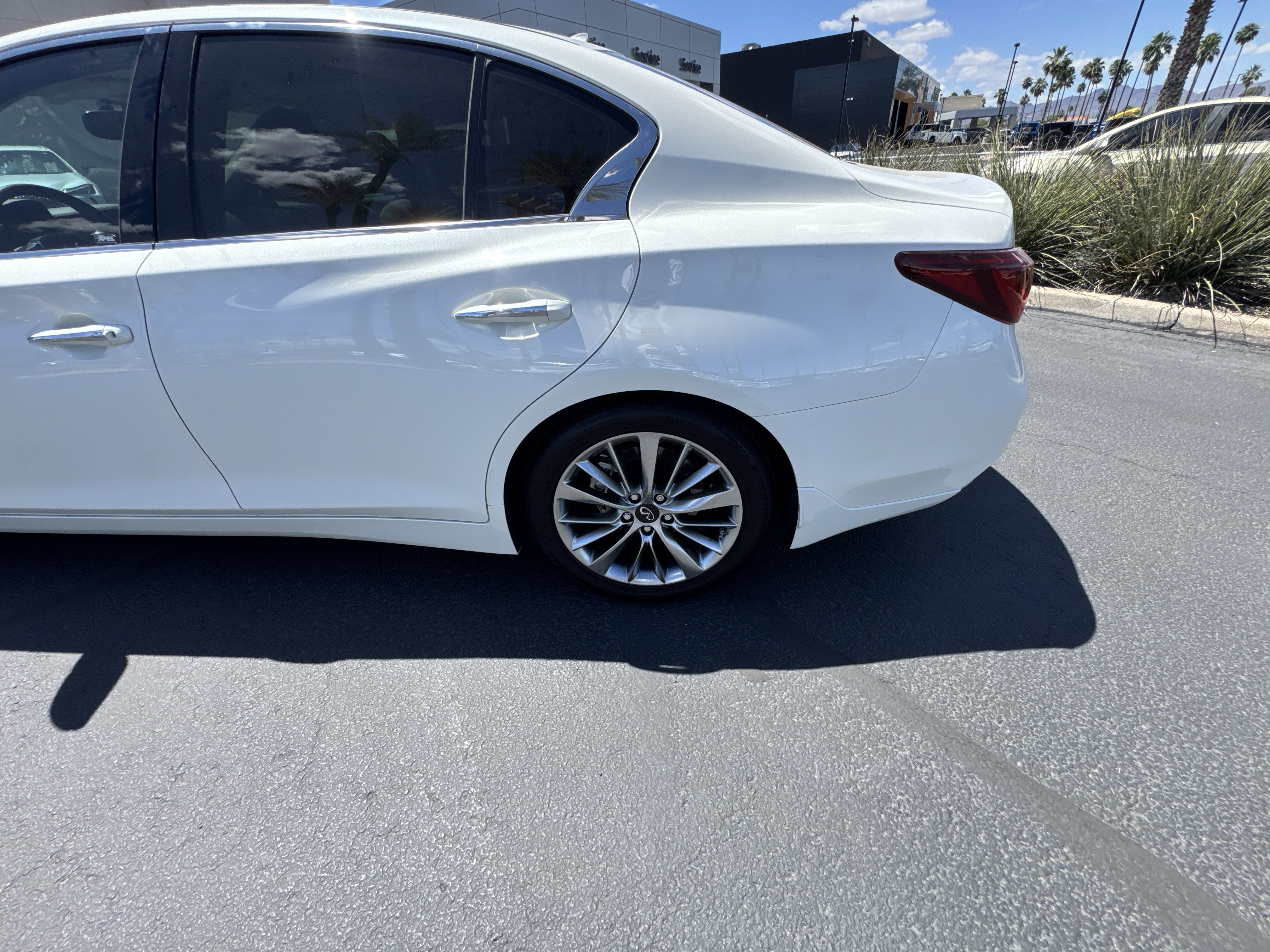 2023 INFINITI Q50 LUXE