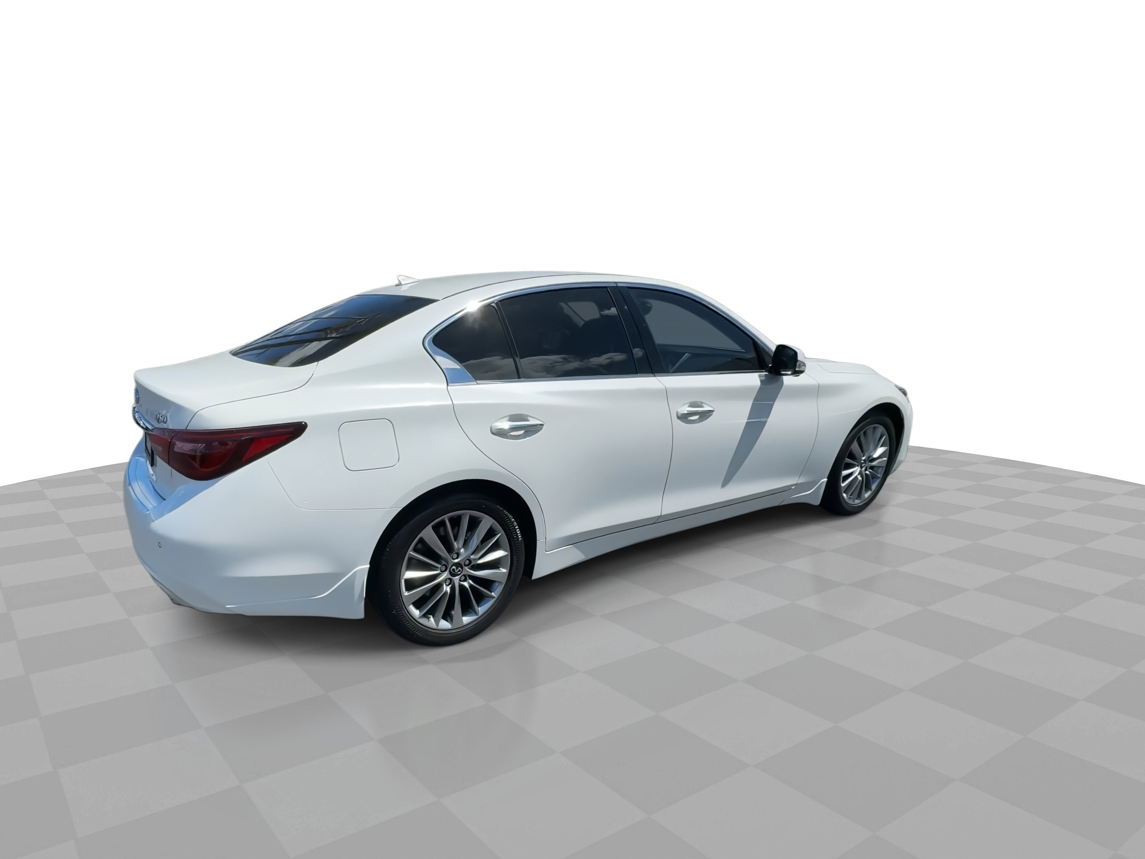 2023 INFINITI Q50 LUXE