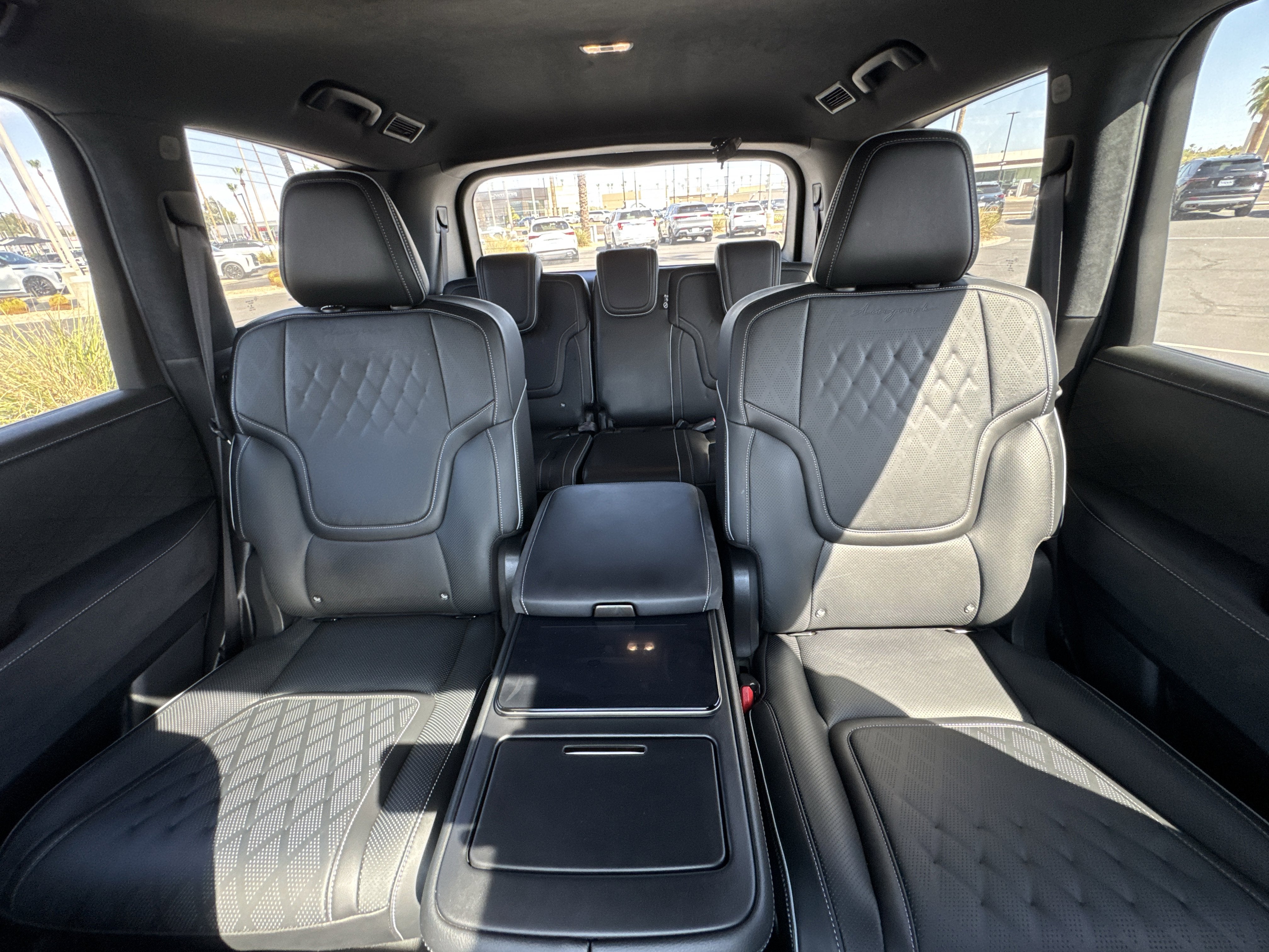 2025 INFINITI QX80 AUTOGRAPH