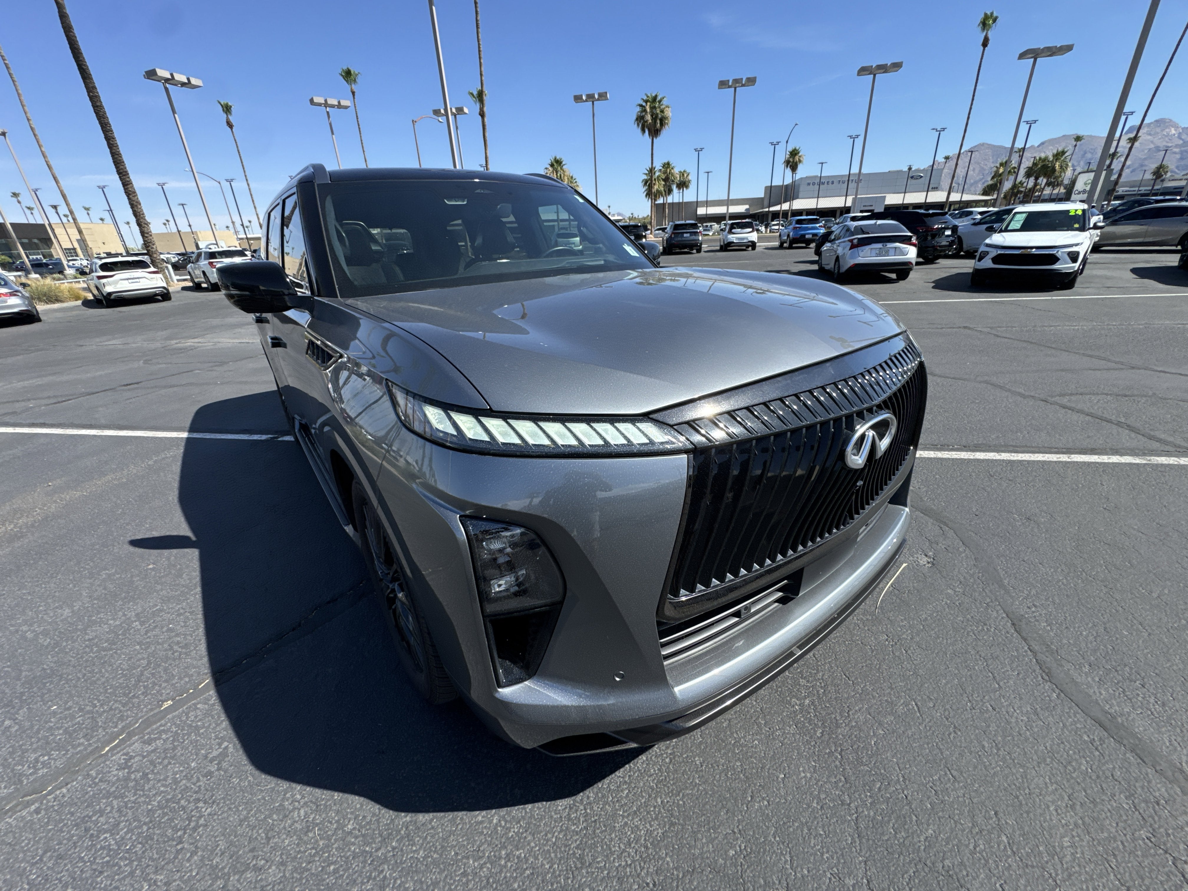2025 INFINITI QX80 AUTOGRAPH