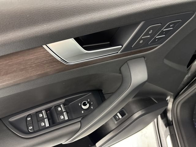 2023 Audi Q5 Premium